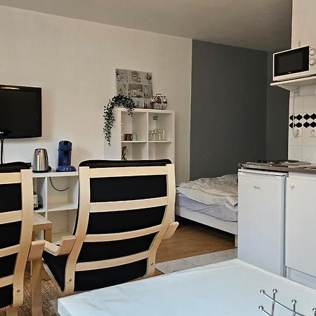 Studio Calme Proche Centre رانس المظهر الخارجي الصورة