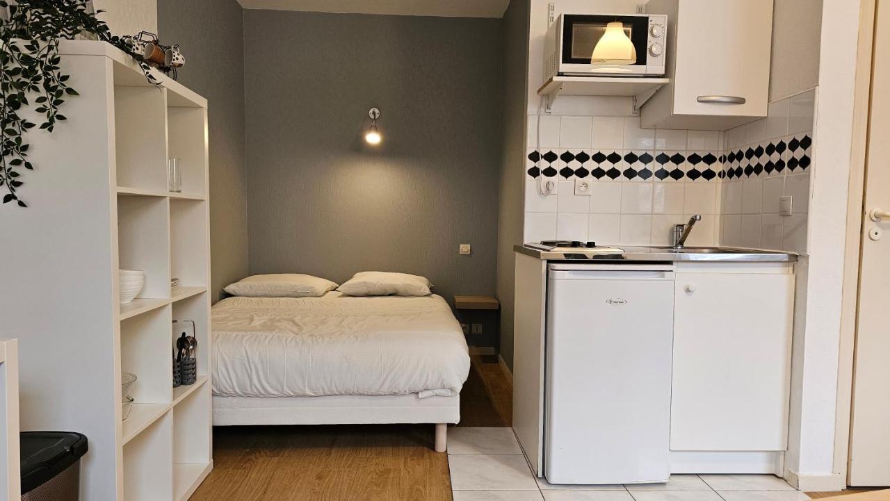 Studio Calme Proche Centre رانس المظهر الخارجي الصورة